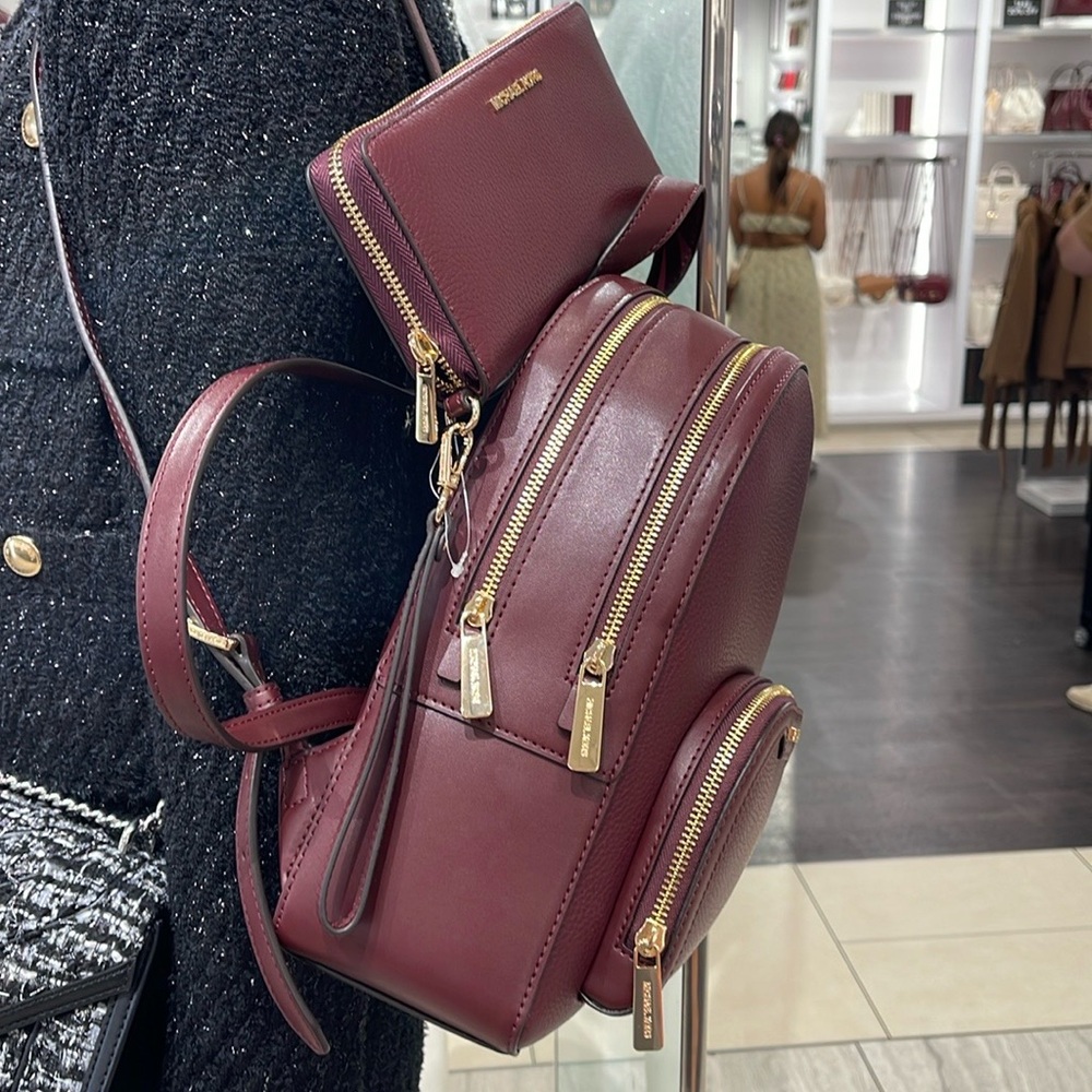 Michael Kors Jaycee Medium Pebbled Backpack
&
MK Continental Wristlet Wallet NWT - Picture 12 of 16